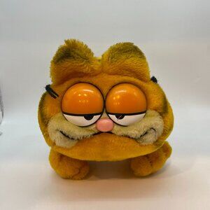 Vintage 1981 Fun Farm Garfield Medium Plush Toy